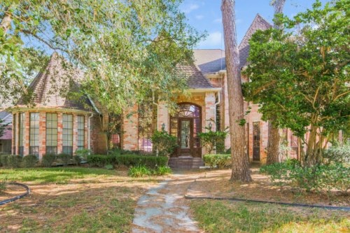 8027 Hertfordshire Cir