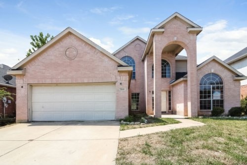 7018 Echo Lake Ct