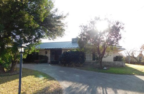 605 Squires Row