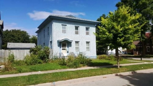 135 3rd St