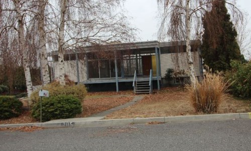 205 Merrick Ave