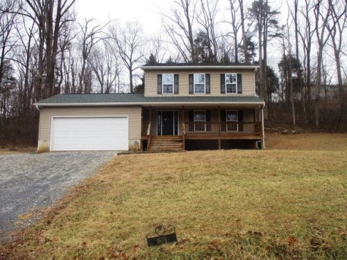 1678 Shenandoah River Dr