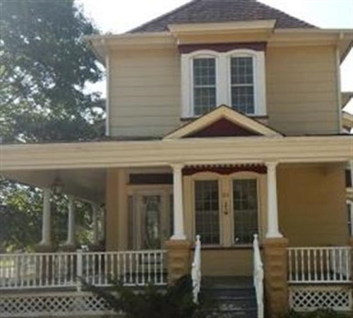 60 DICKINSON STREET