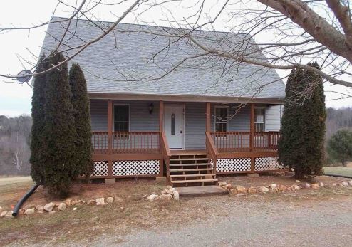 100 Riverfront Dr