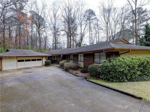 3771 Greenview Dr