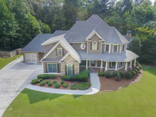 834 Waterford Estates Manor