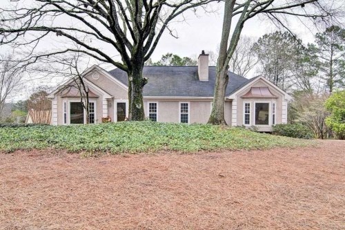 1320 Willow Tree Dr