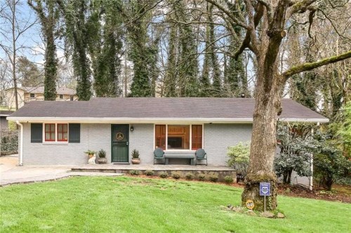 2487 Rockcliff Rd Se Rd SE