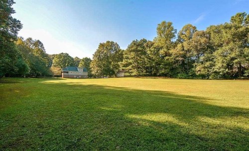 6999 Hickory Flat Hwy