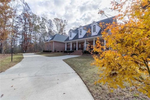 206 Stream Side Dr
