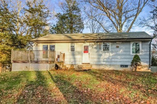 48 Vinegar Hill Rd