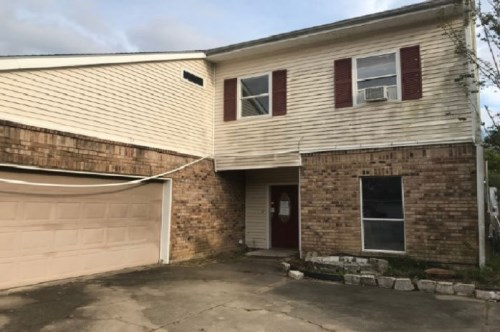 106 Chantilly Cir