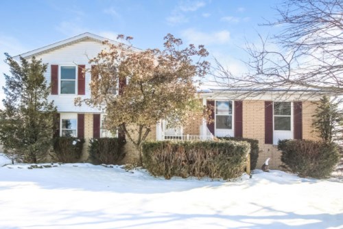 42006 Merrimac Cir