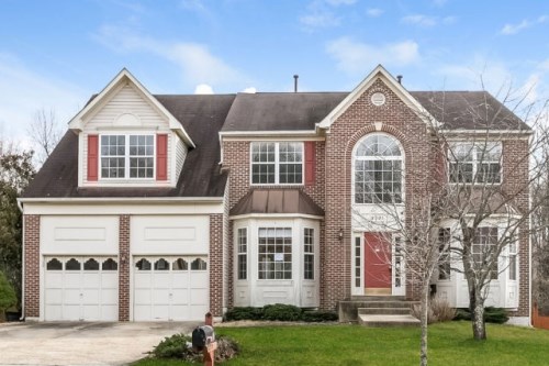 2001 Thistlewood Dr