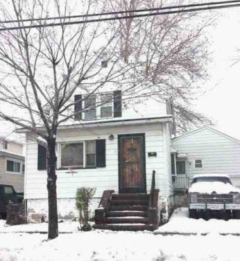 281 Green Ave