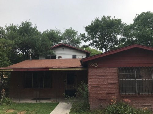 623 SHARMAIN PL