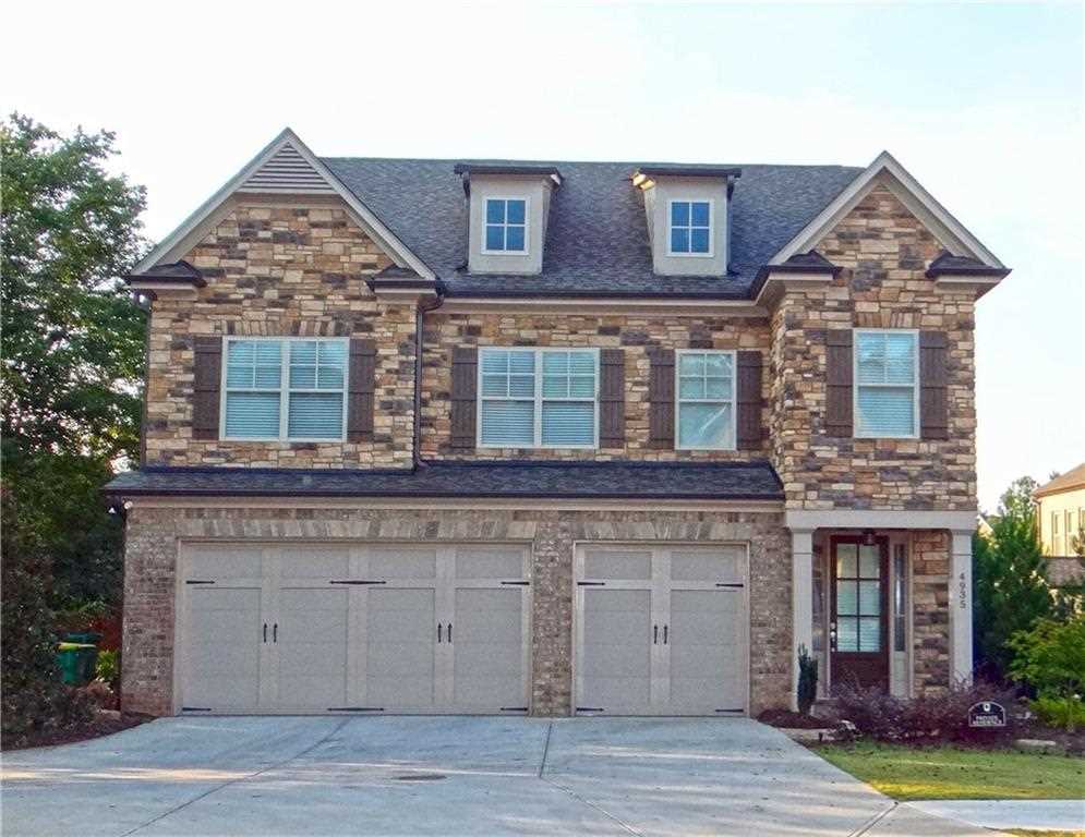 4935 Waterbury Cove