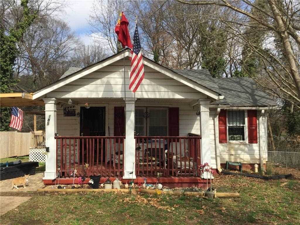 185 Polar Rock Rd SW