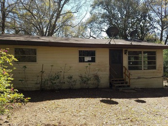 6331 Tung Ave W