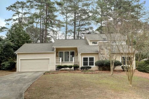 898 Muirfield Trl