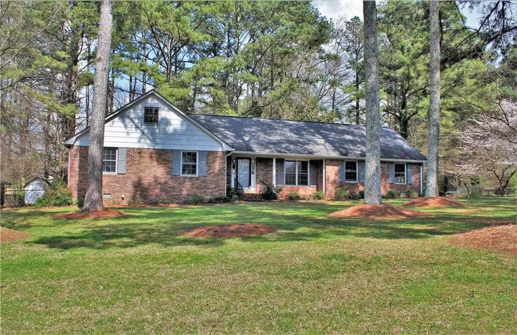 63 Lake Dr