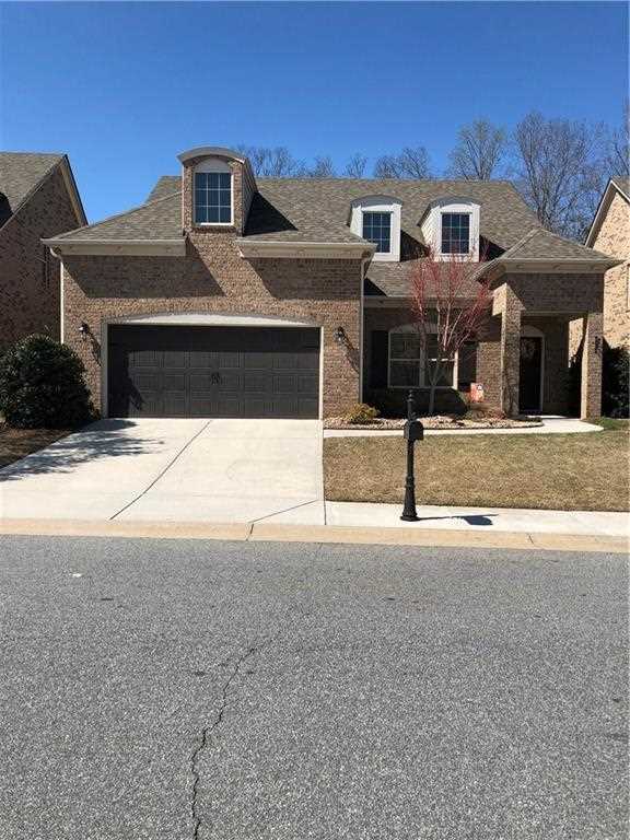 119 Meridian Dr