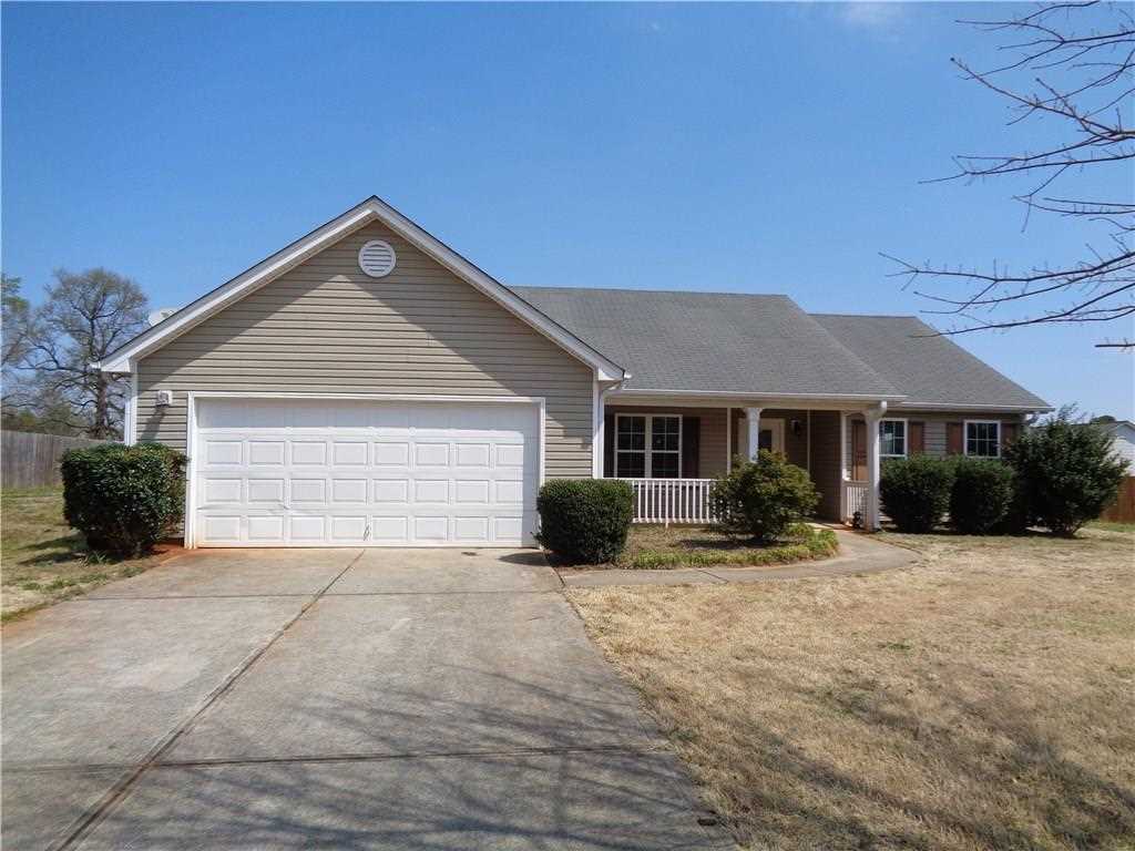 331 Royal Oaks Dr