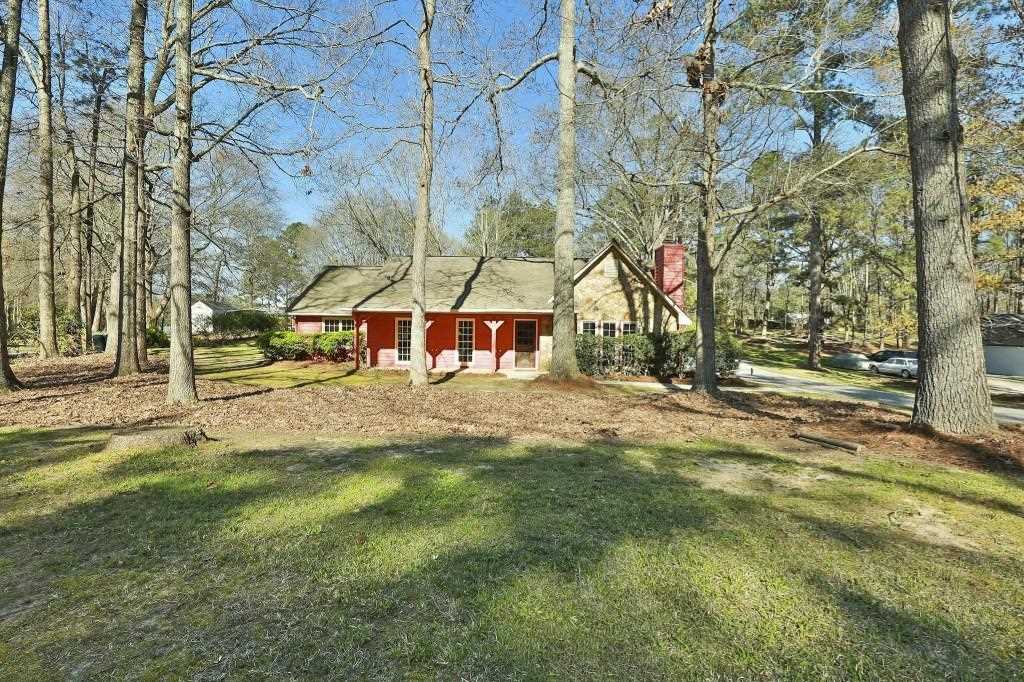 345 Fairfield Circle