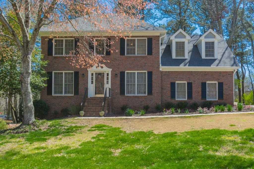 1825 Skyland Glen Dr