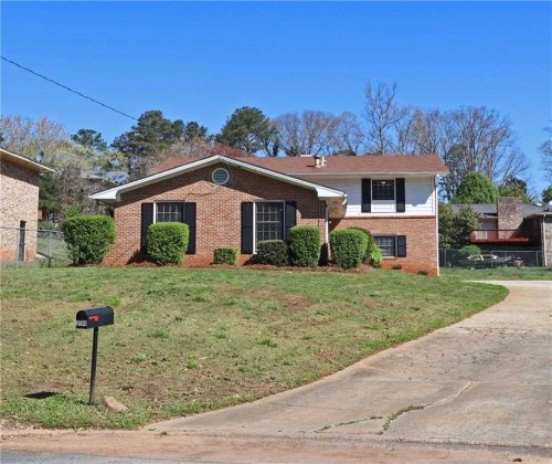 3594 Crown Point Ct