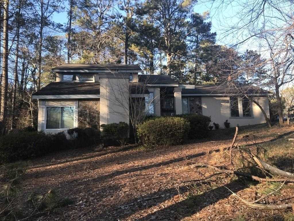 3157 Shadowood Ln