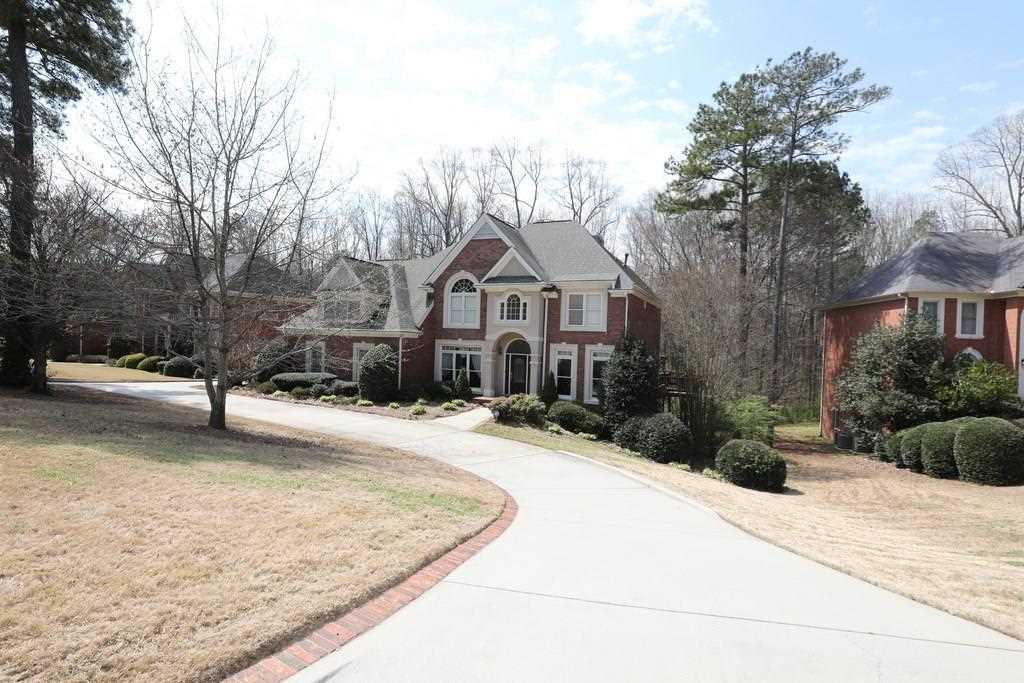 1300 Regency Center Dr SW