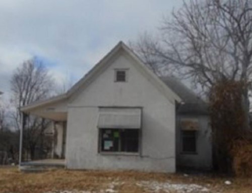 1850 N 27TH