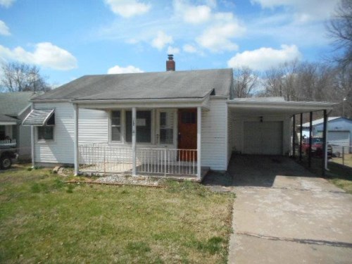 817 S Nettleton Ave
