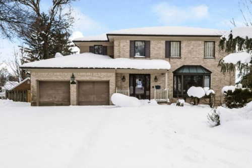 22 Lessing Rd