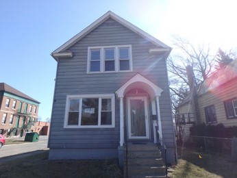 14717 Chicago Rd