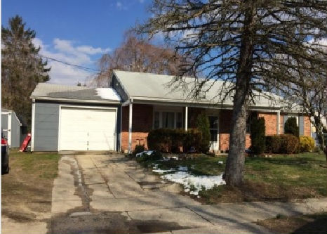 208 Kilburn Ave
