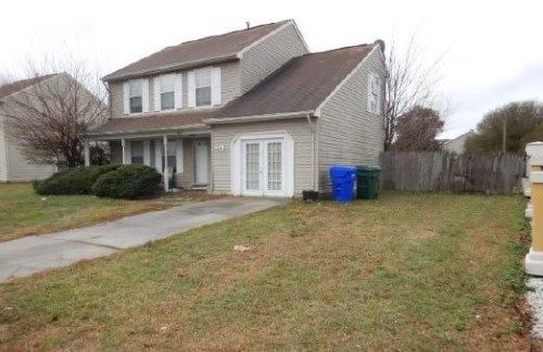 402 Collier Crescent
