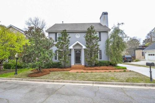 2468 Becky Ln NE