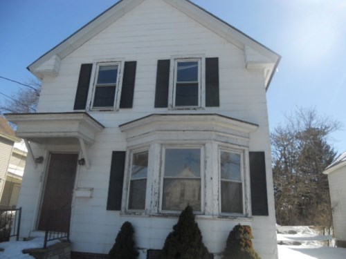 563 Main St