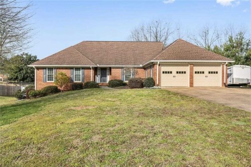 140 Glenclairn Ct