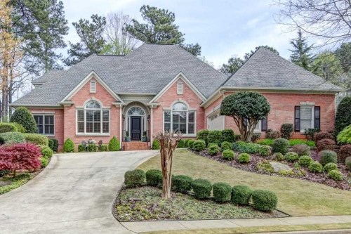 2748 Long Grove Dr