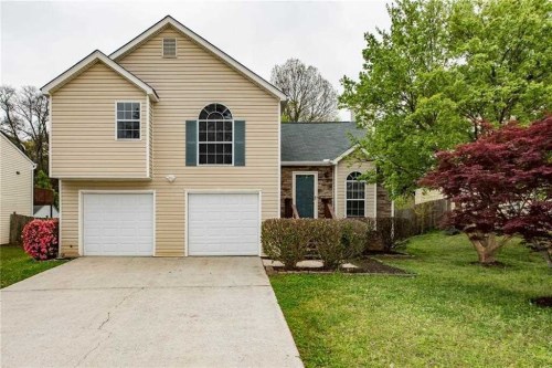 26 Central Park Dr