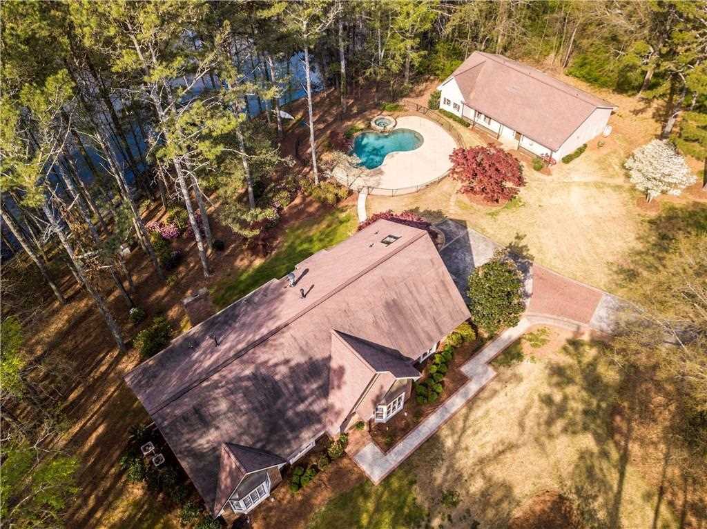 2451 Tuxedo Ln NW