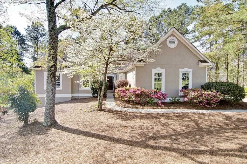 901 Springharbor Ridge
