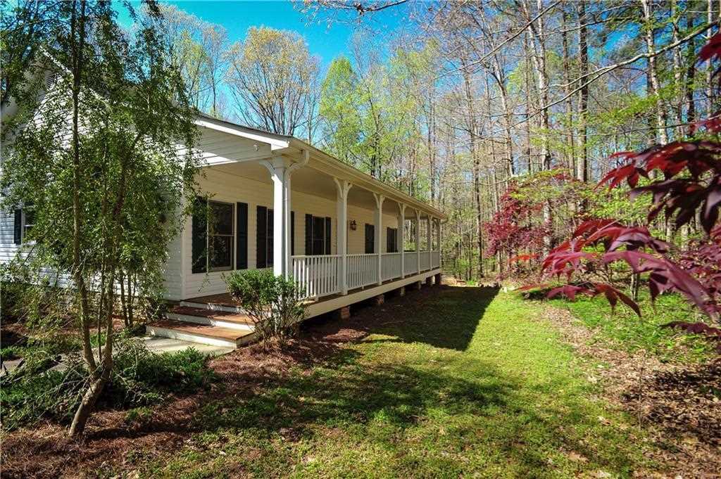 550 Glen Wilkie Trl
