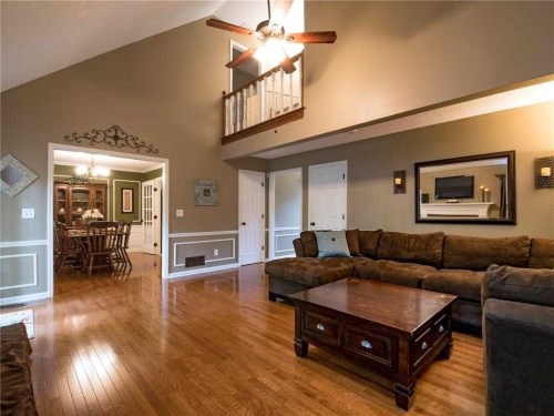 4824 Buckhorn Ct