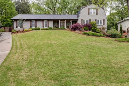 5614 Queensborough Dr