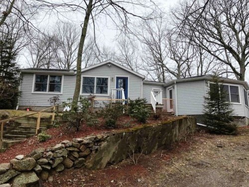 7 Leetes Island Rd