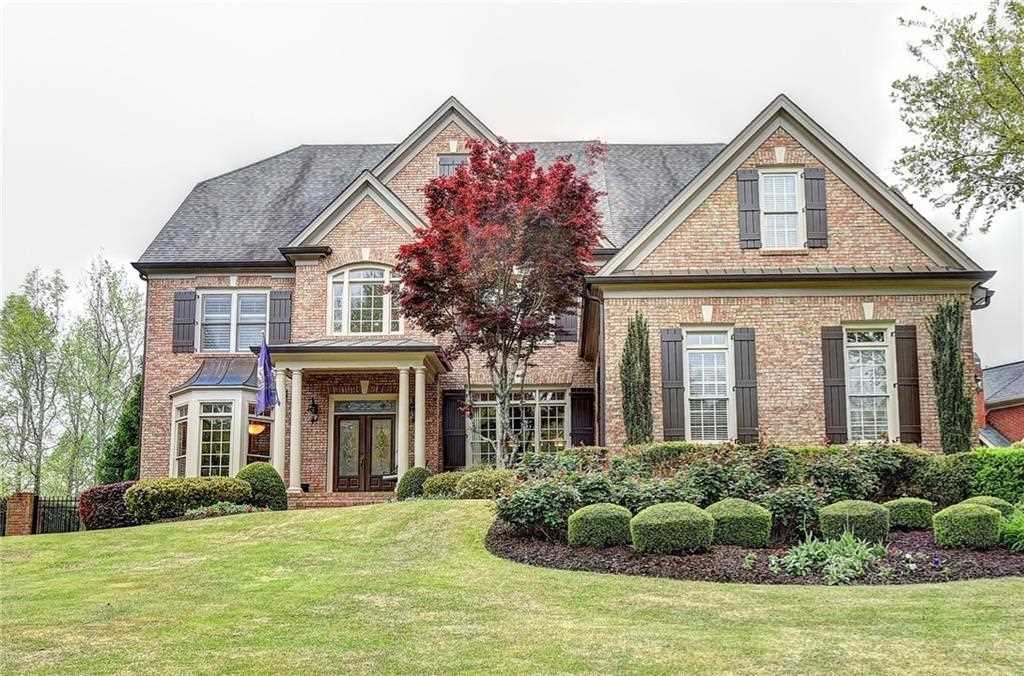 7055 Laurel Oak Dr